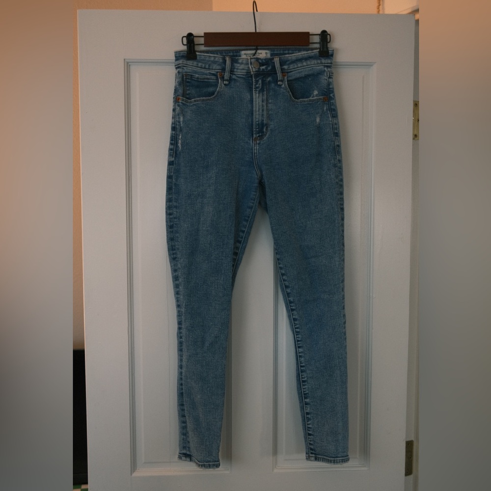 Abercrombie Curve Love High Rise Super Skinny Jeans